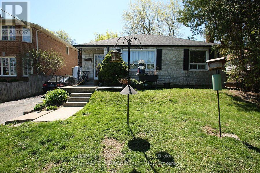 Main - 69 Woodward Avenue, Markham, Ontario  L3T 1E8 - Photo 2 - N12375635