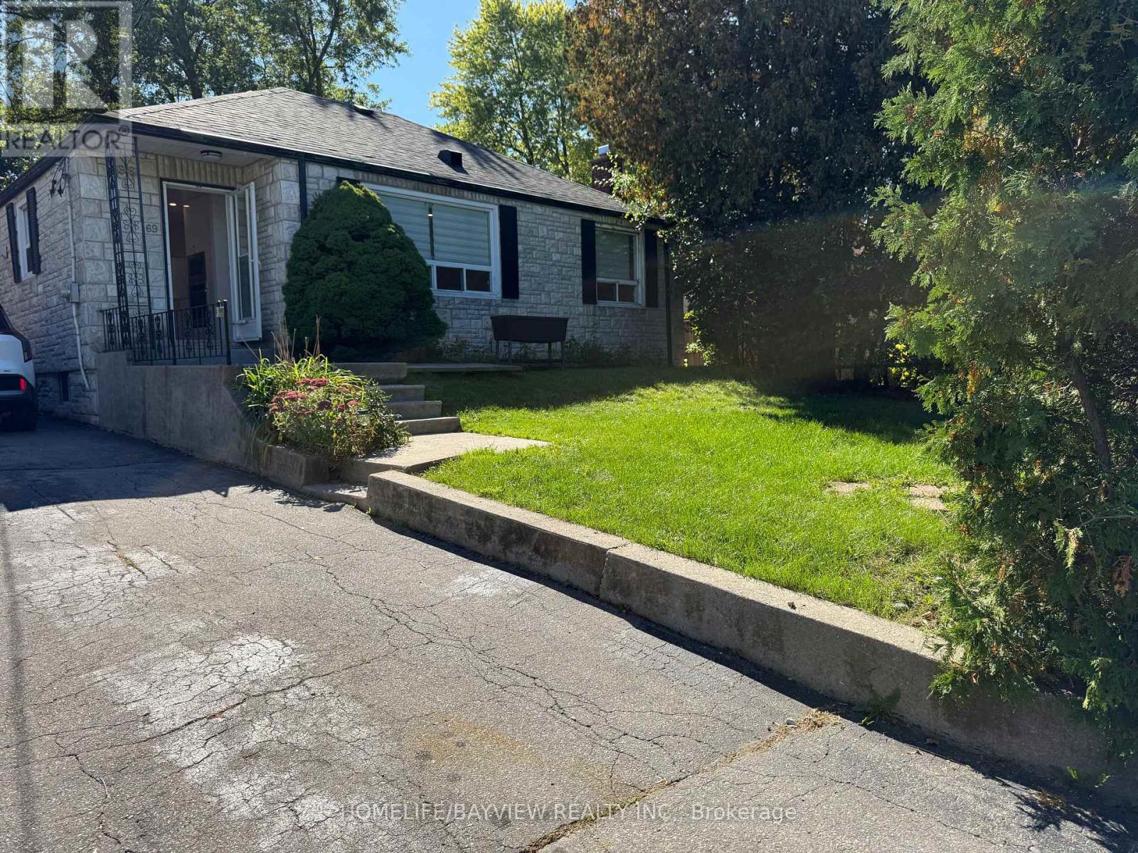 MAIN - 69 WOODWARD AVENUE, Markham, Ontario