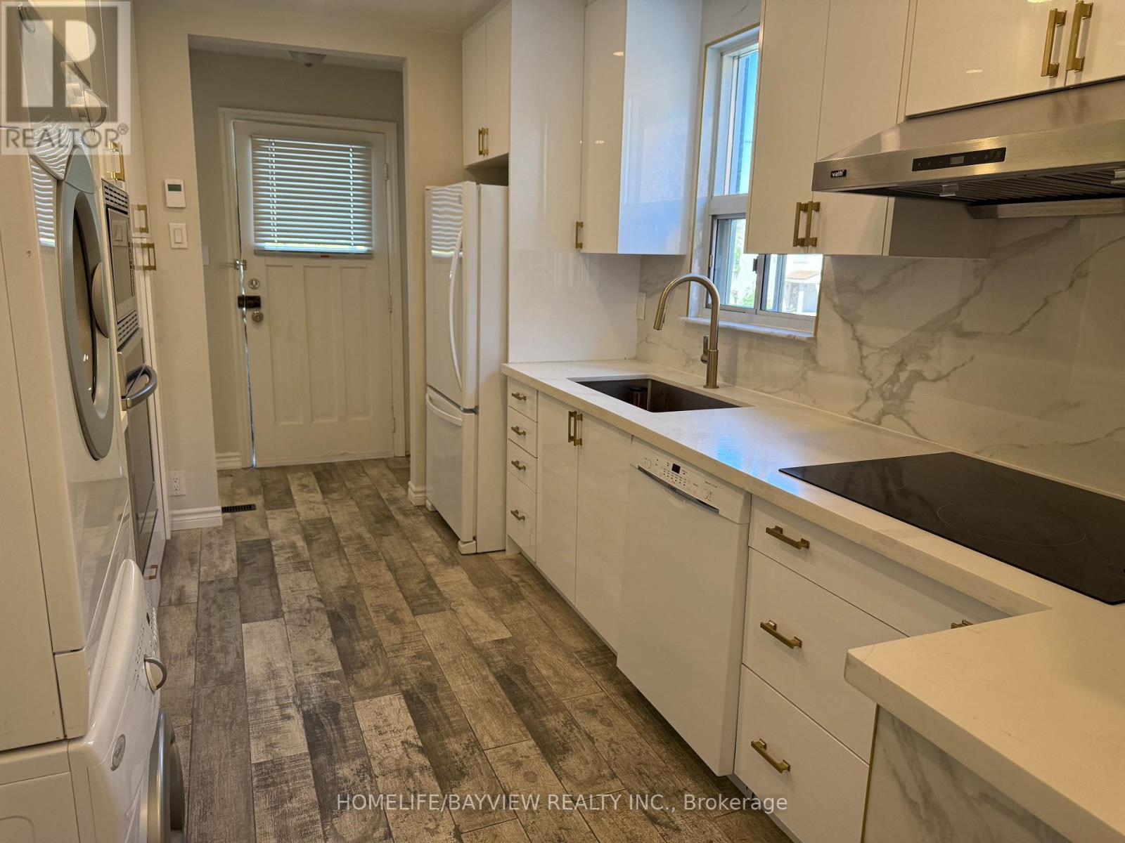 Main - 69 Woodward Avenue, Markham, Ontario  L3T 1E8 - Photo 4 - N12375635