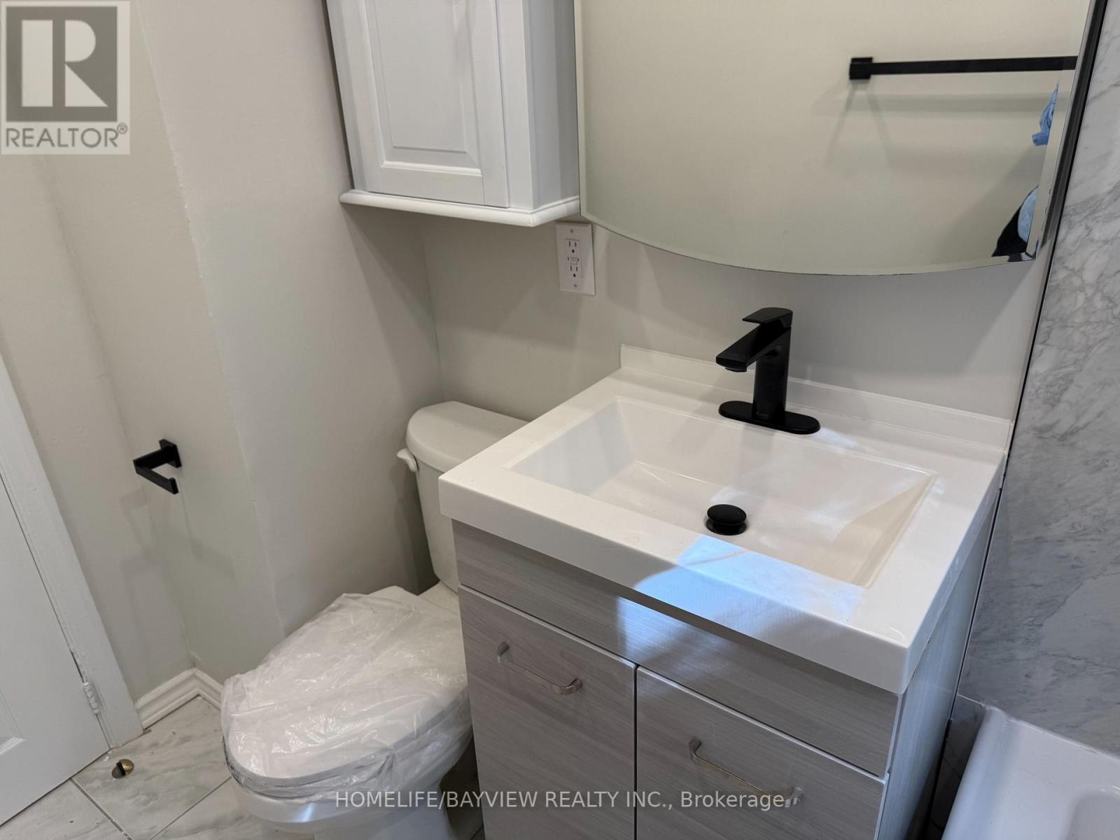 Main - 69 Woodward Avenue, Markham, Ontario  L3T 1E8 - Photo 11 - N12375635