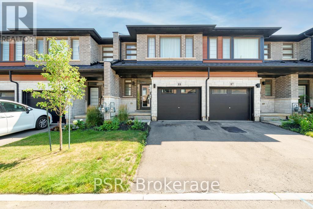 88 - 120 Court Drive, Brant, Ontario  N3L 0N2 - Photo 1 - X12434751