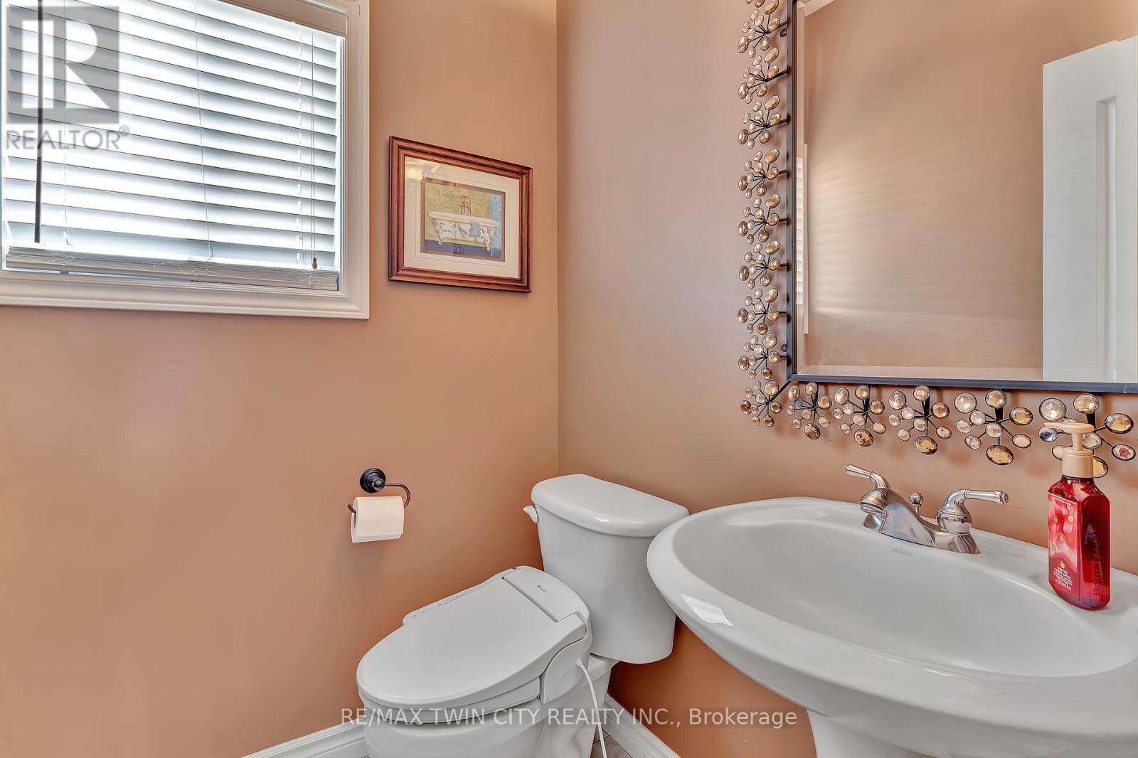 357 Auburn Drive, Waterloo, Ontario  N2K 4P3 - Photo 10 - X12434757
