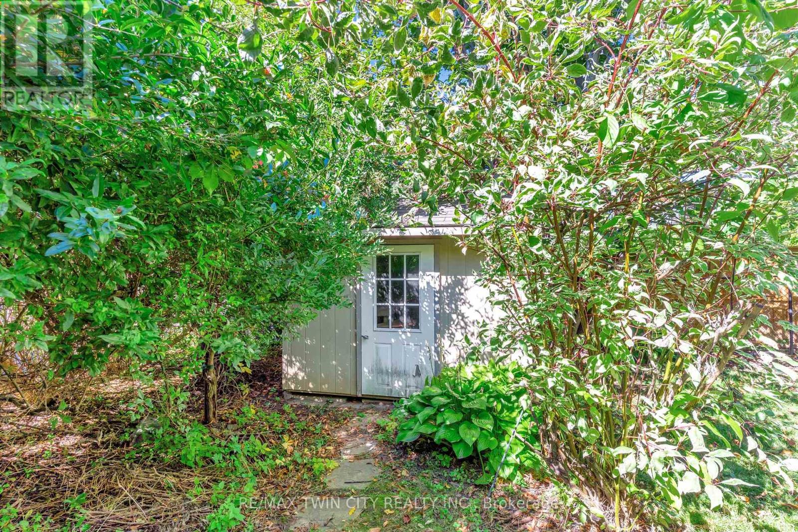 357 Auburn Drive, Waterloo, Ontario  N2K 4P3 - Photo 47 - X12434757