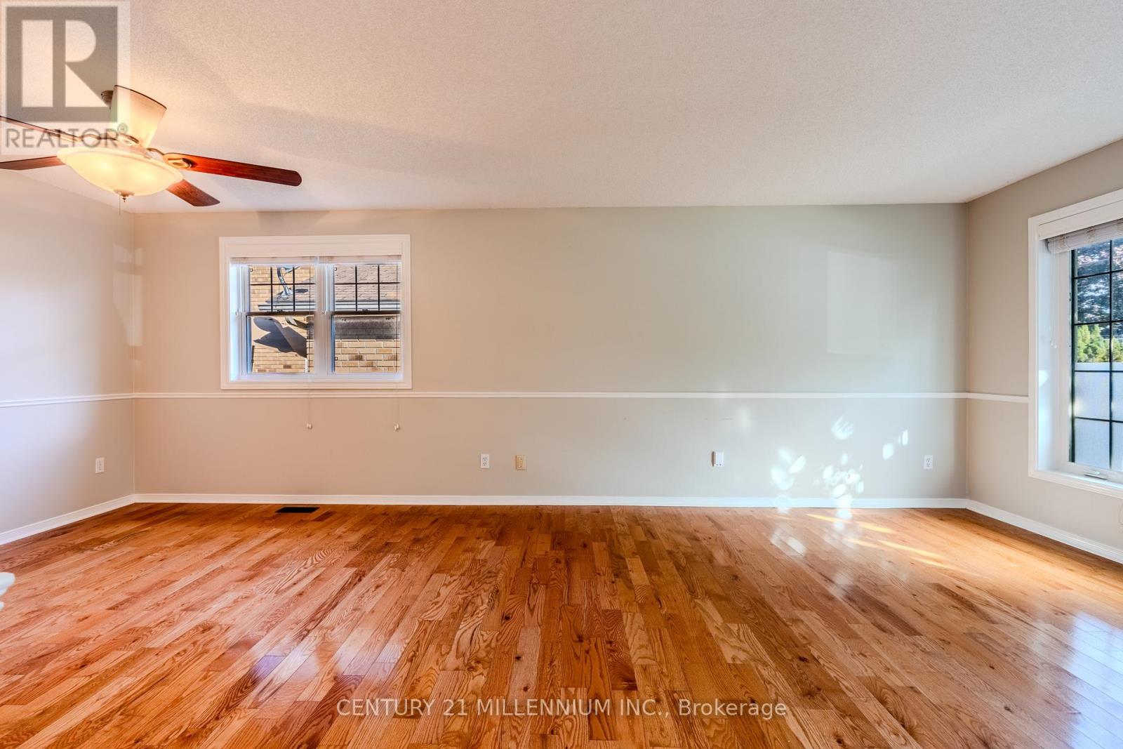 60 Ofield Road, Hamilton, Ontario  L8S 2M7 - Photo 13 - X12434765