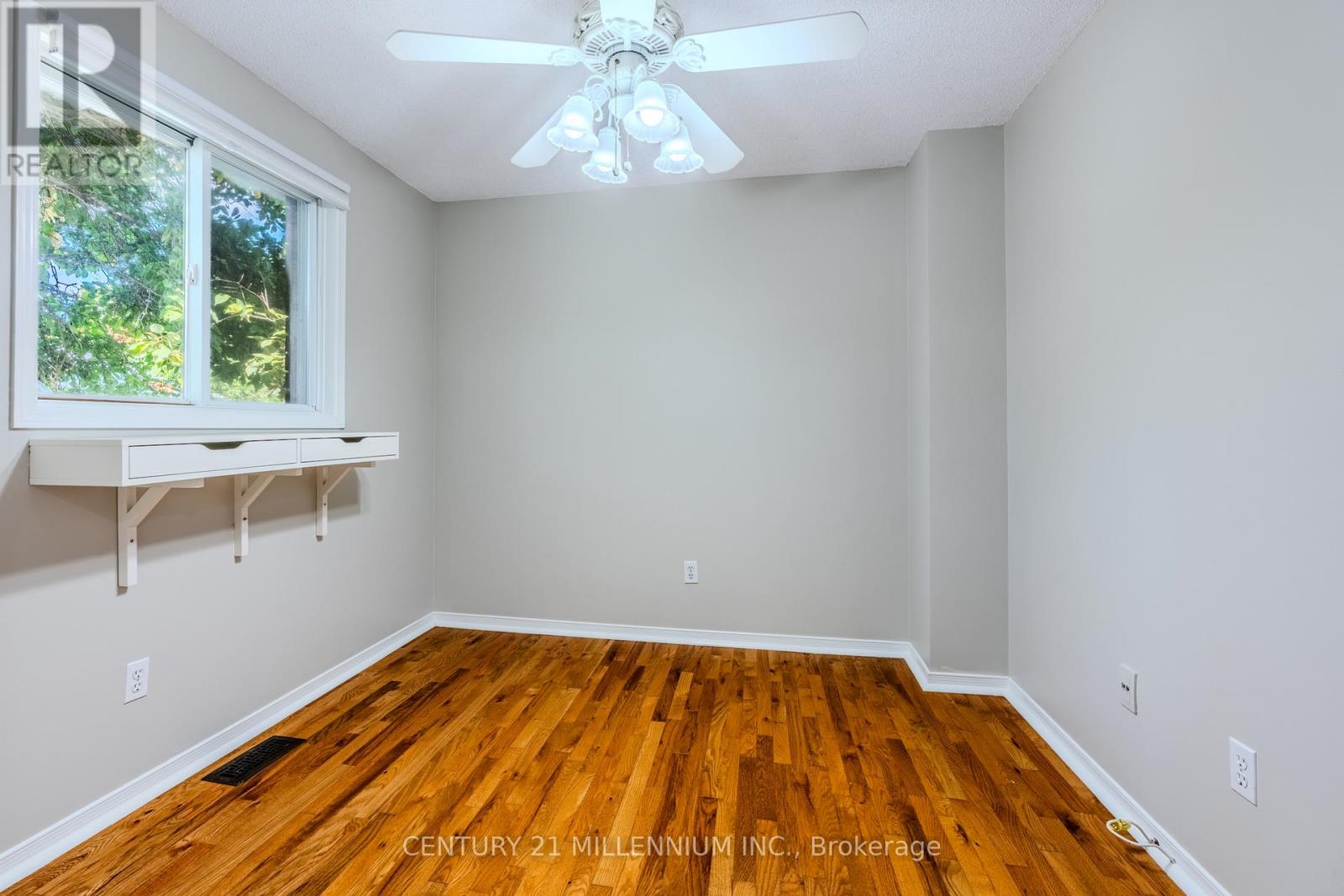 60 Ofield Road, Hamilton, Ontario  L8S 2M7 - Photo 24 - X12434765