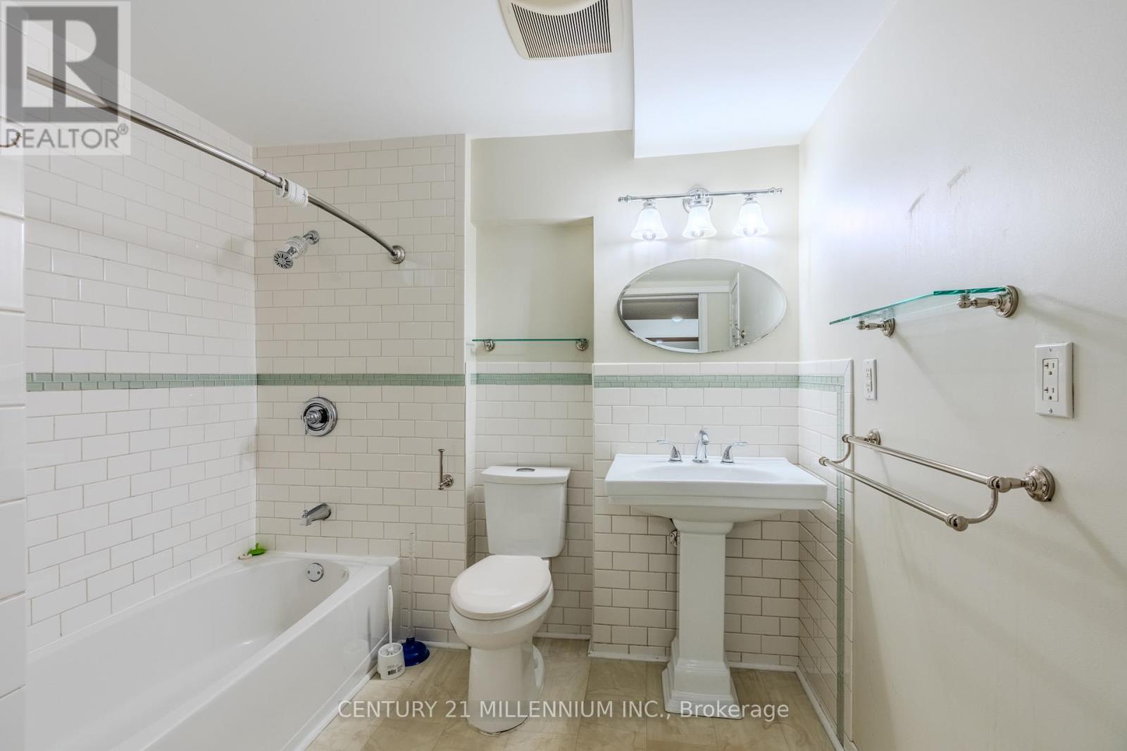 60 Ofield Road, Hamilton, Ontario  L8S 2M7 - Photo 29 - X12434765