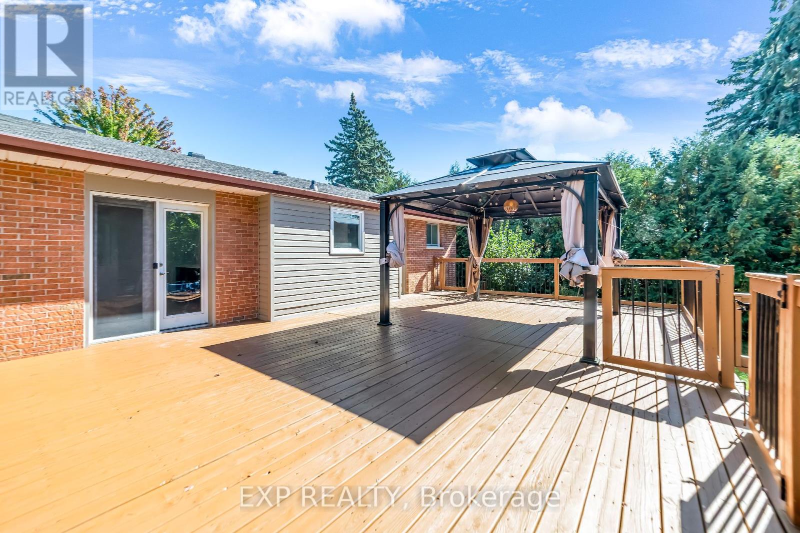 348 Caradoc Street S, Strathroy-Caradoc, Ontario  N7G 2P4 - Photo 41 - X12434767