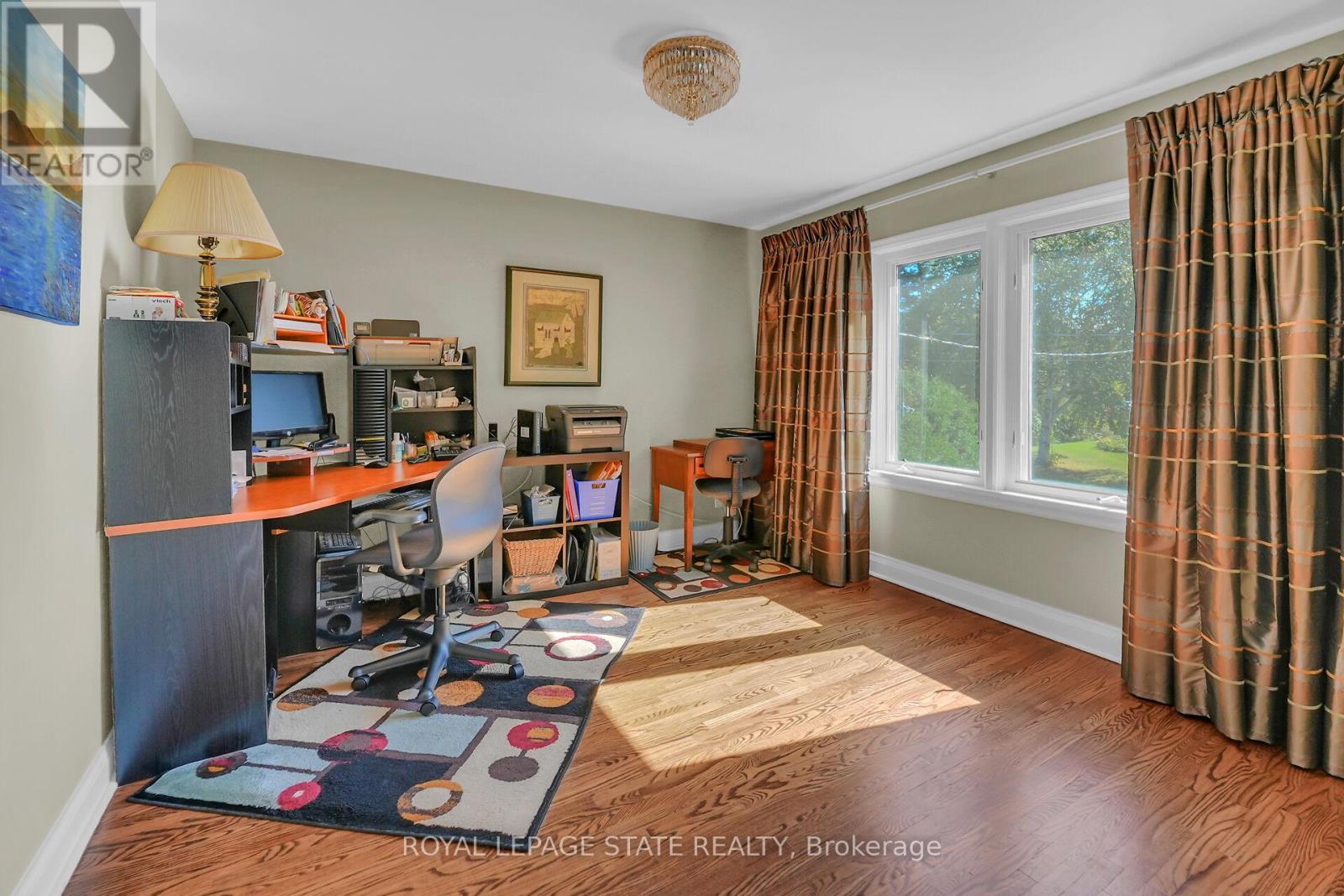 10 Tupper Boulevard, Grimsby, Ontario  L3M 2G2 - Photo 43 - X12434785