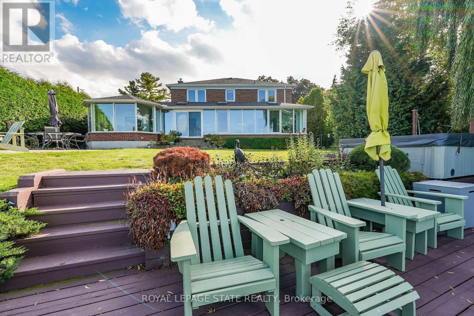 10 Tupper Boulevard, Grimsby, Ontario  L3M 2G2 - Photo 8 - X12434785