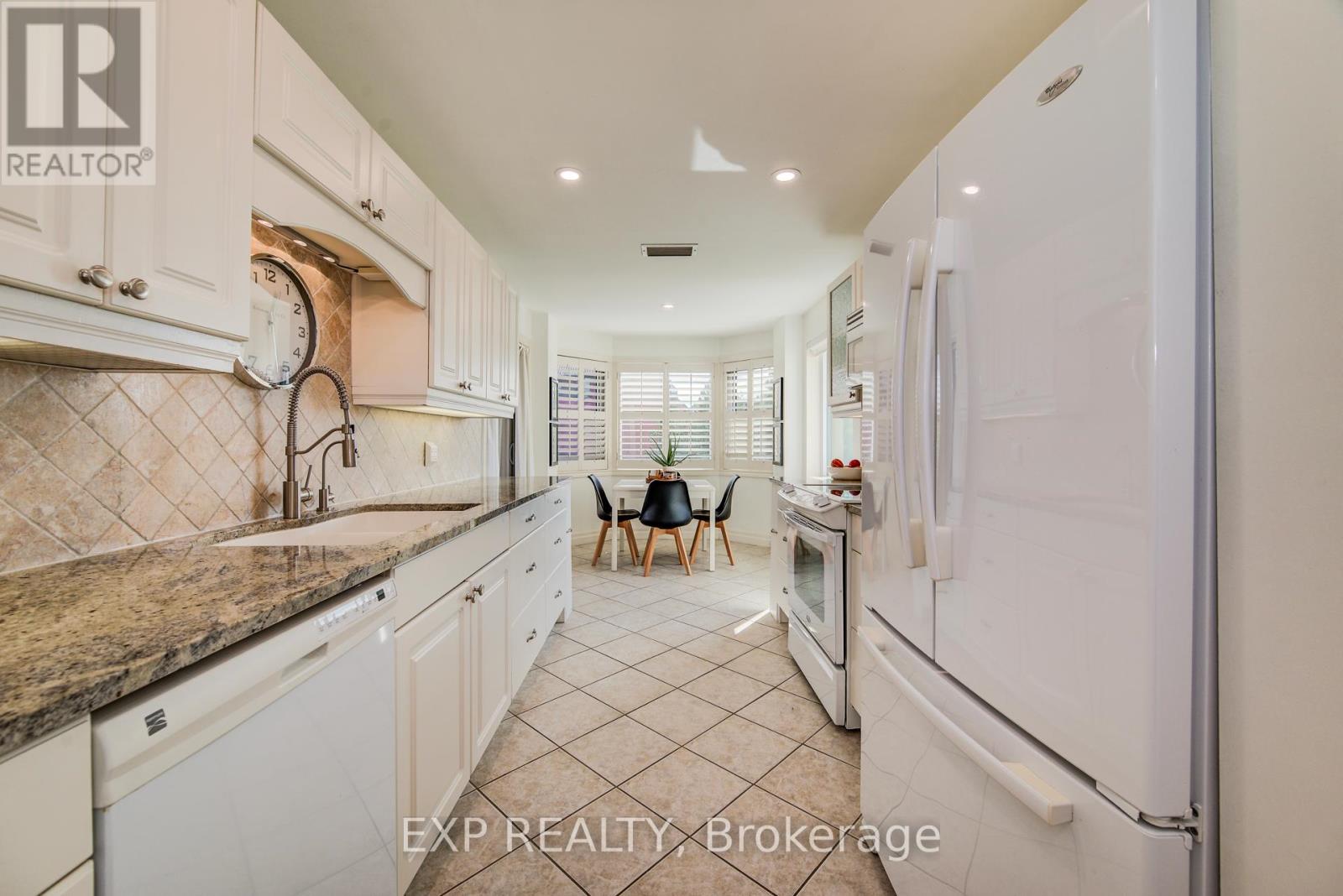 41 - 54 Blue Springs Drive, Waterloo, Ontario  N2J 4M4 - Photo 20 - X12434797