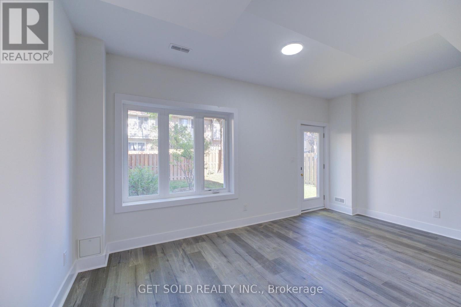7 - 6701 Thorold Stone Road, Niagara Falls, Ontario  L2J 1B3 - Photo 13 - X12421233
