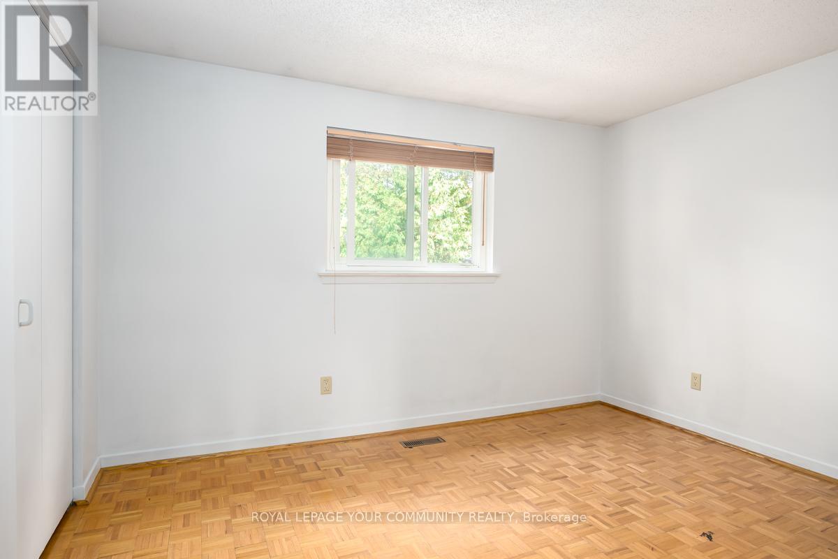42 Lillooet Crescent, Richmond Hill, Ontario  L4C 5A7 - Photo 24 - N12433149