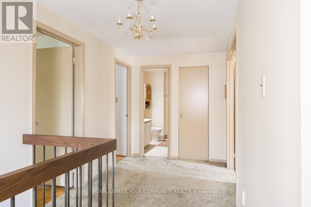 42 Lillooet Crescent, Richmond Hill, Ontario  L4C 5A7 - Photo 17 - N12433149