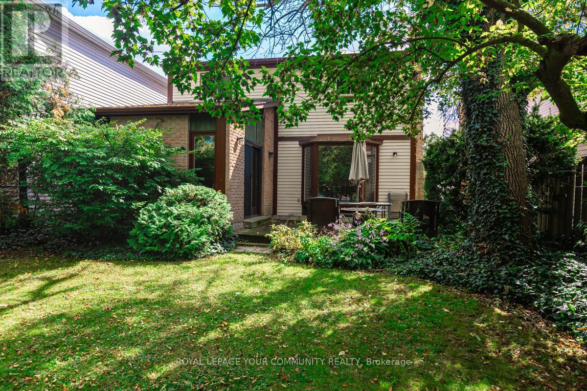 42 Lillooet Crescent, Richmond Hill, Ontario  L4C 5A7 - Photo 34 - N12433149