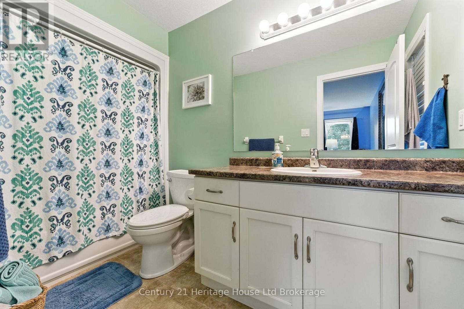 107 Applewood Street, Blandford-Blenheim, Ontario  N0J 1S0 - Photo 22 - X12434810