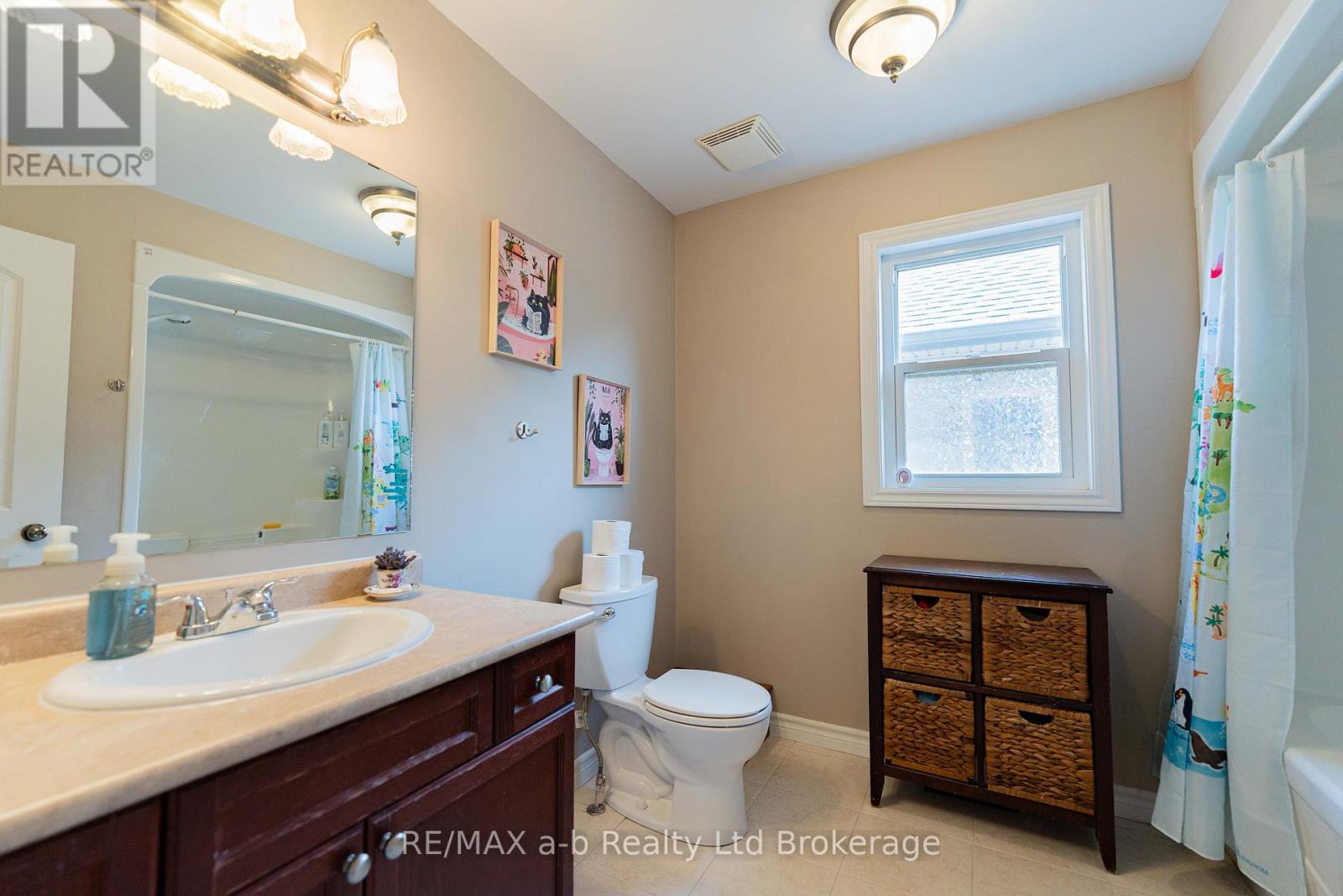 9 Langrell Avenue, Tillsonburg, Ontario  N4G 5X7 - Photo 22 - X12434909