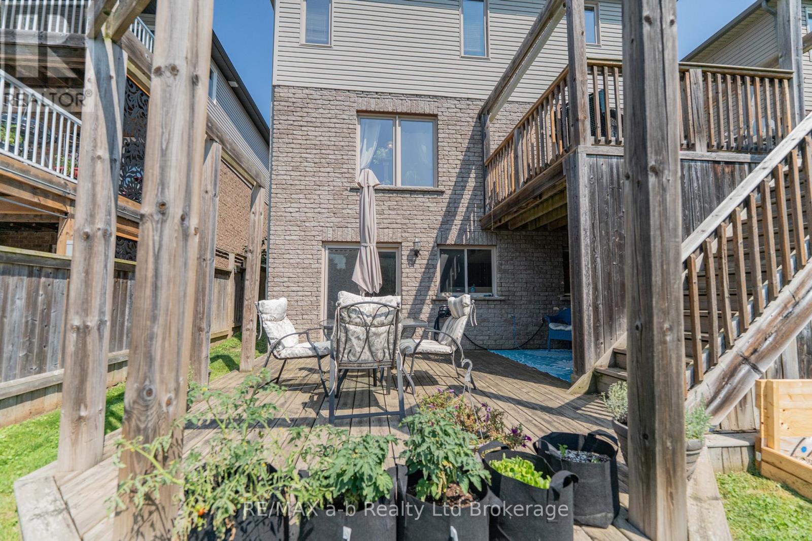 9 Langrell Avenue, Tillsonburg, Ontario  N4G 5X7 - Photo 34 - X12434909