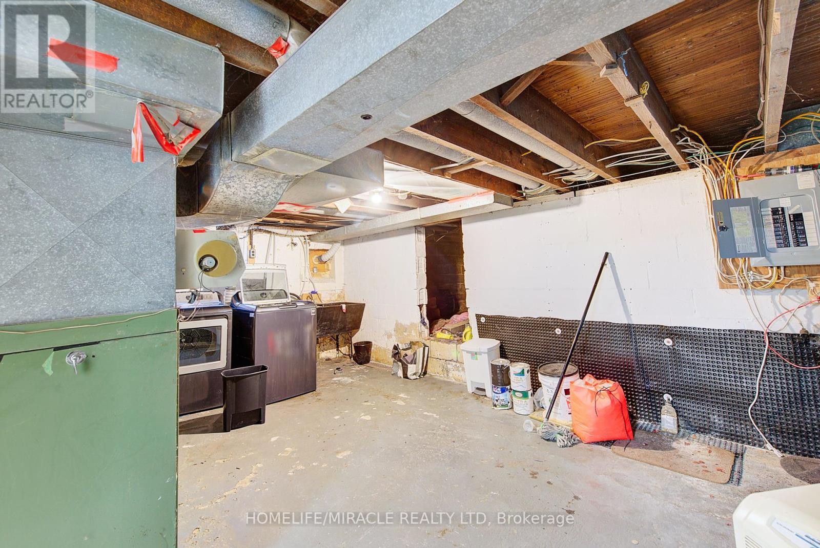 201 Clarence Street, London East, Ontario  N6B 2J8 - Photo 37 - X12434534
