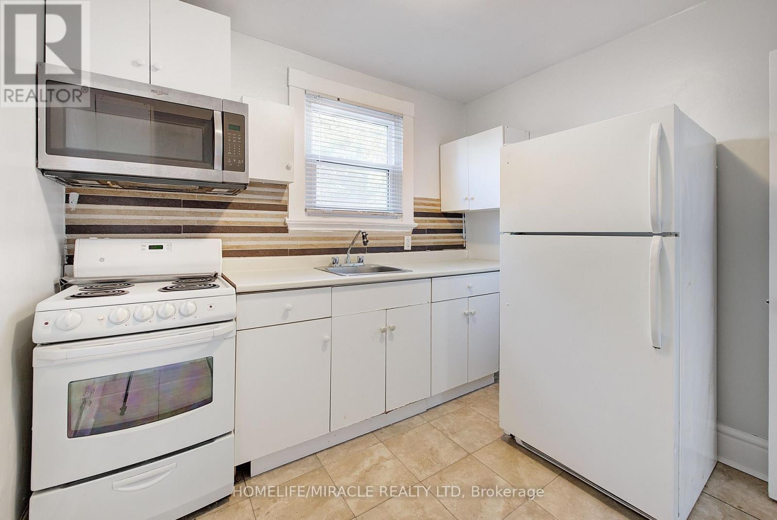 201 Clarence Street, London East, Ontario  N6B 2J8 - Photo 30 - X12434534