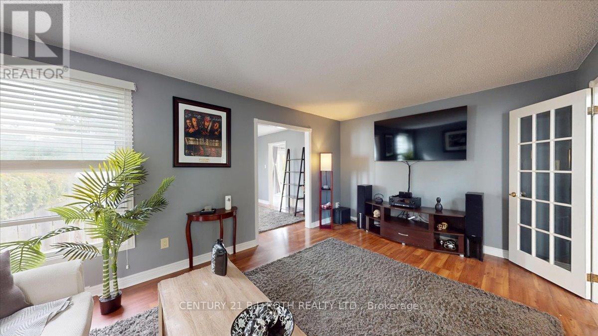995 Linden Street, Innisfil, Ontario  L9S 1W4 - Photo 7 - N12434688
