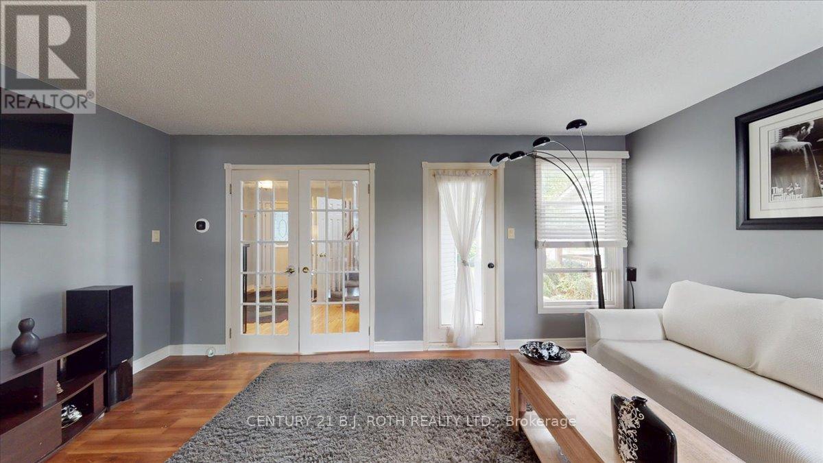 995 Linden Street, Innisfil, Ontario  L9S 1W4 - Photo 8 - N12434688
