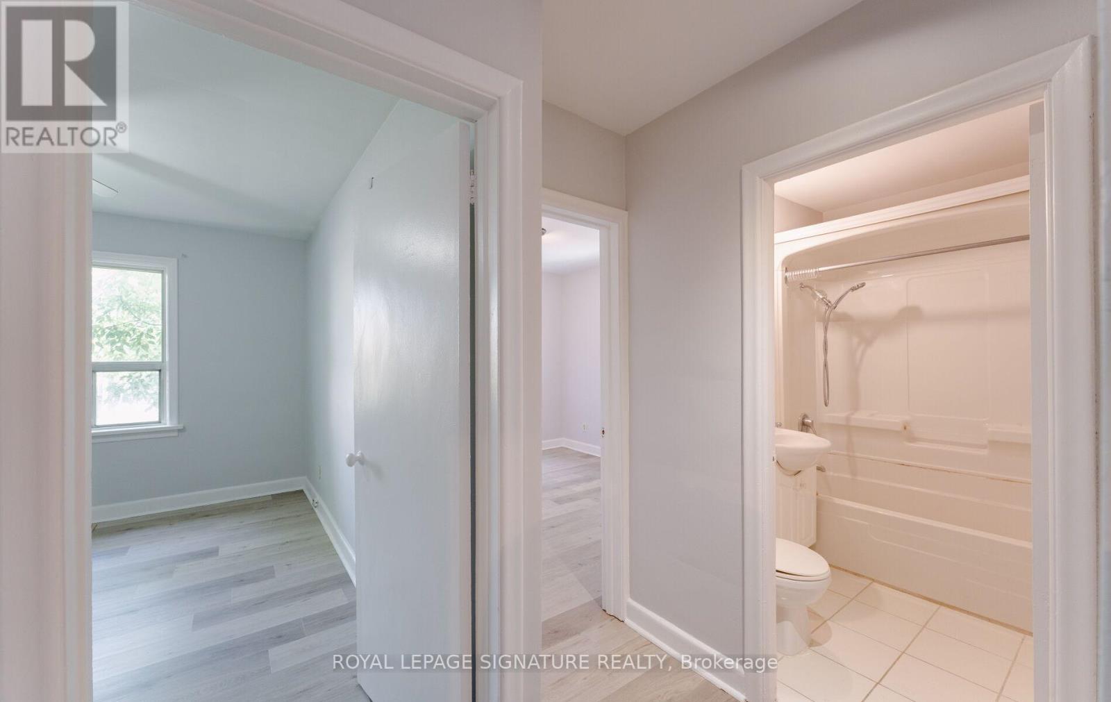 2 - 56 Mendota Road, Toronto (Stonegate-Queensway), Ontario  M8Y 1G2 - Photo 12 - W12423523
