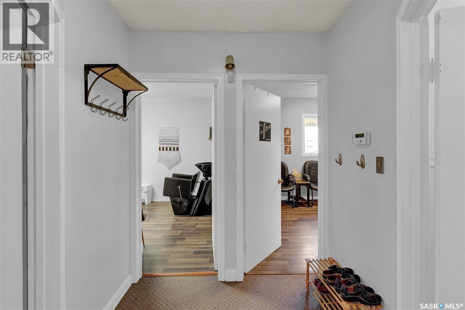 122 Central Avenue, Montmartre, Saskatchewan  S0G 3M0 - Photo 4 - SK019684