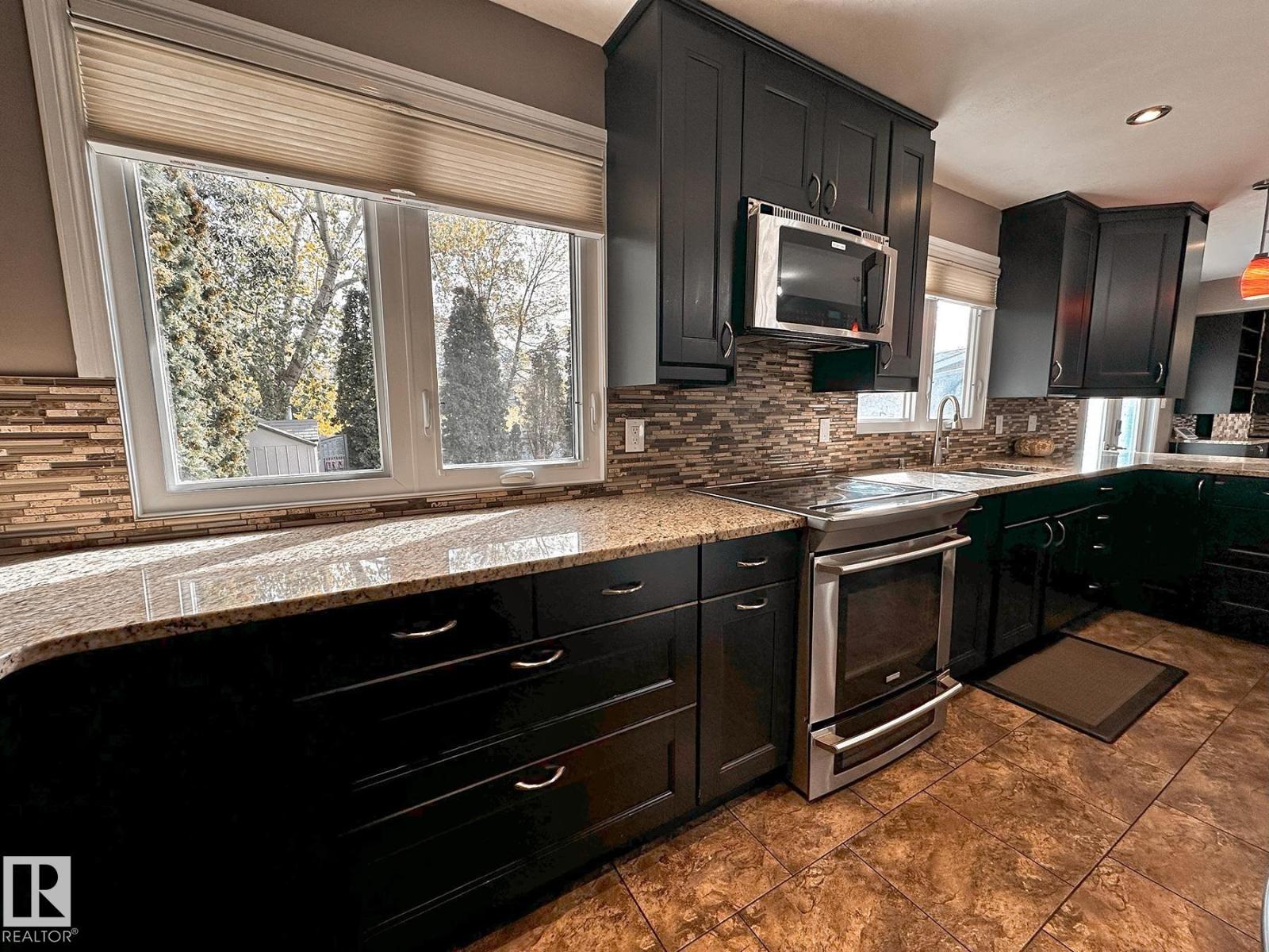 11403 149 Av Nw, Edmonton, Alberta  T5X 1B9 - Photo 15 - E4460095