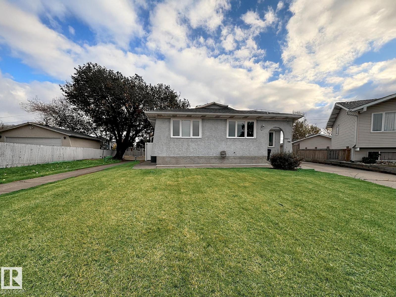 11403 149 Av Nw, Edmonton, Alberta  T5X 1B9 - Photo 2 - E4460095