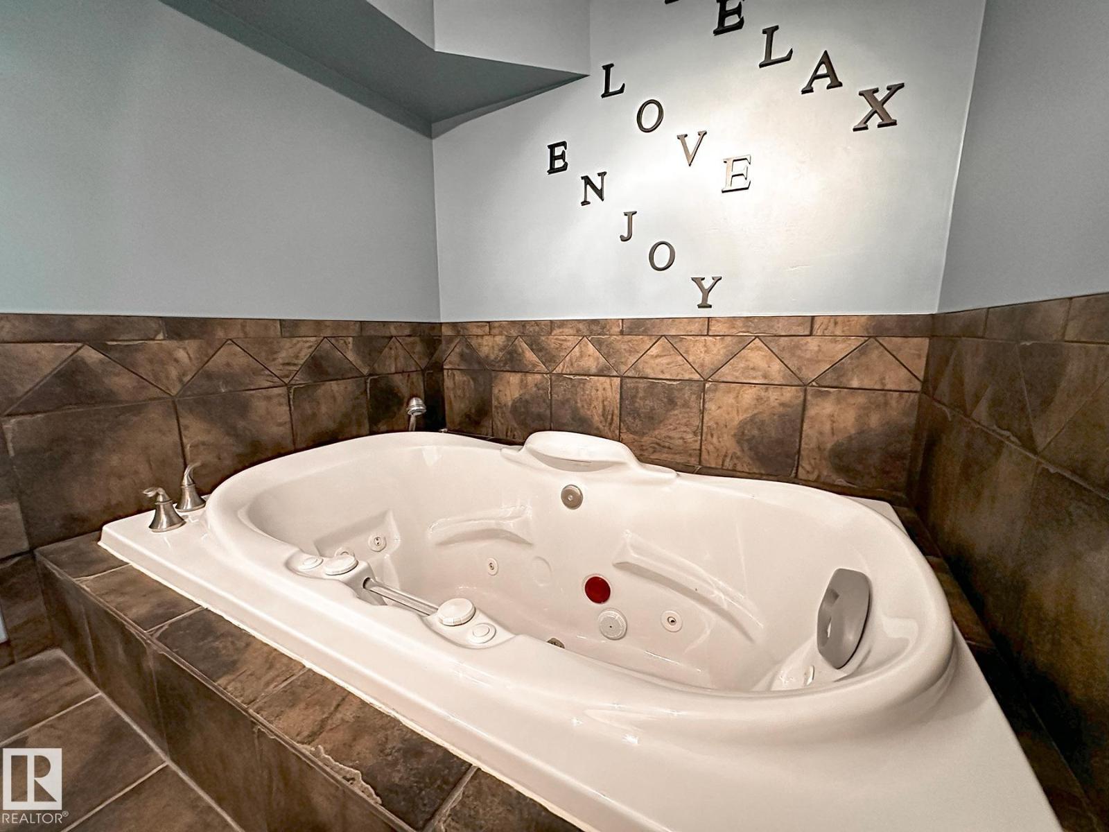 11403 149 Av Nw, Edmonton, Alberta  T5X 1B9 - Photo 36 - E4460095