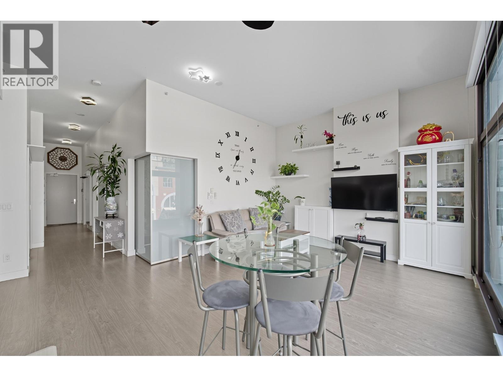 304 668 Columbia Street, New Westminster, British Columbia  V3M 1A9 - Photo 6 - R3053270