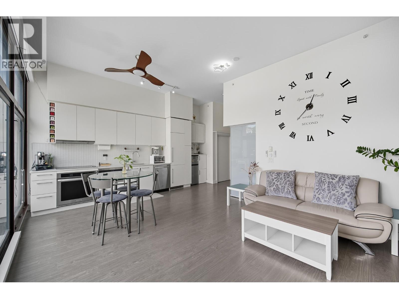 304 668 Columbia Street, New Westminster, British Columbia  V3M 1A9 - Photo 8 - R3053270