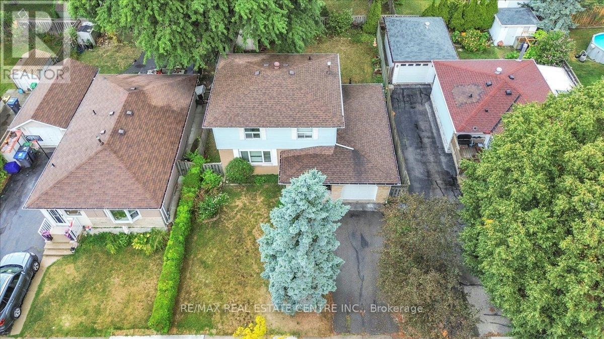 88 Sutherland Avenue, Brampton, Ontario  L6V 2H7 - Photo 35 - W12434466
