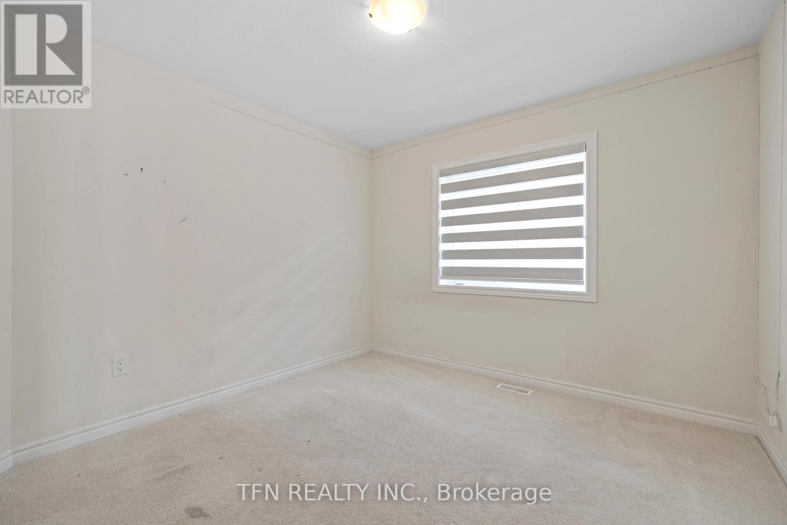 19 Rainbow Drive, Haldimand, Ontario  N3W 0E6 - Photo 28 - X12422415