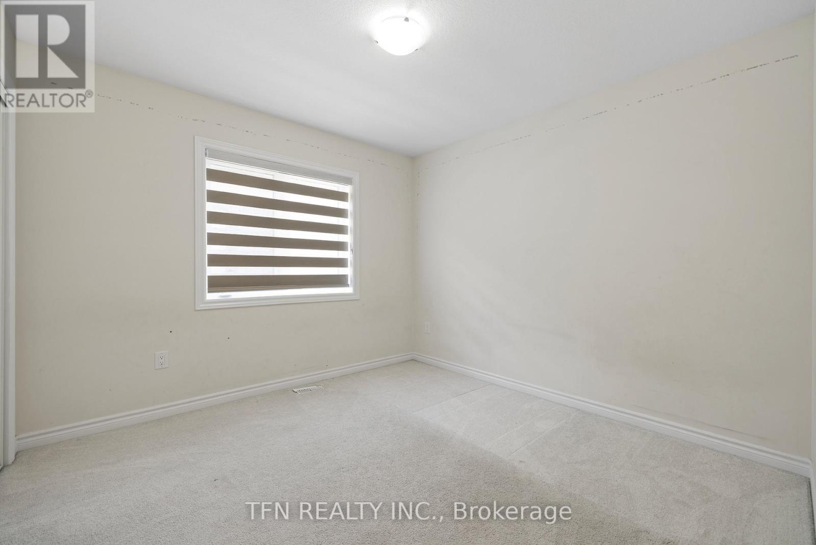 19 Rainbow Drive, Haldimand, Ontario  N3W 0E6 - Photo 30 - X12422415