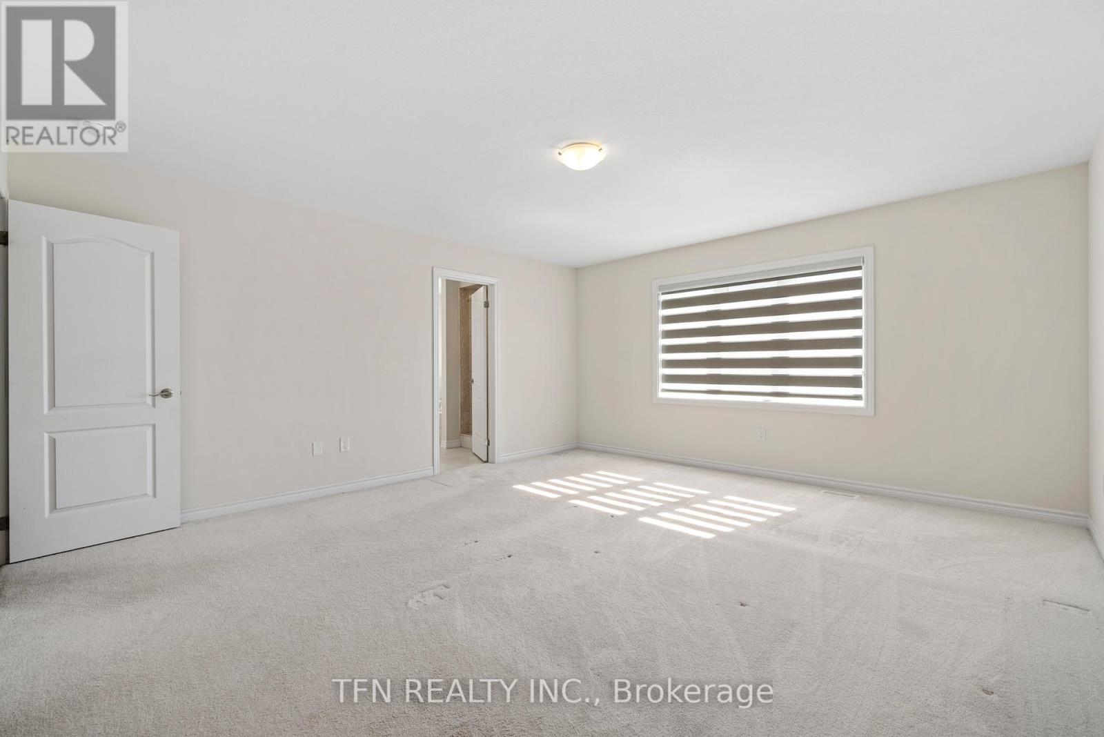 19 Rainbow Drive, Haldimand, Ontario  N3W 0E6 - Photo 33 - X12422415
