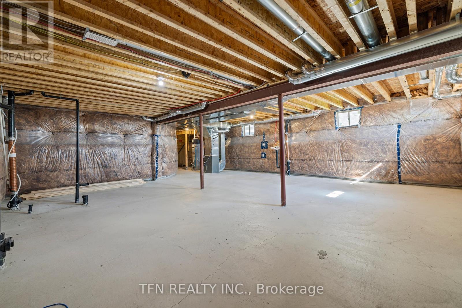 19 Rainbow Drive, Haldimand, Ontario  N3W 0E6 - Photo 41 - X12422415