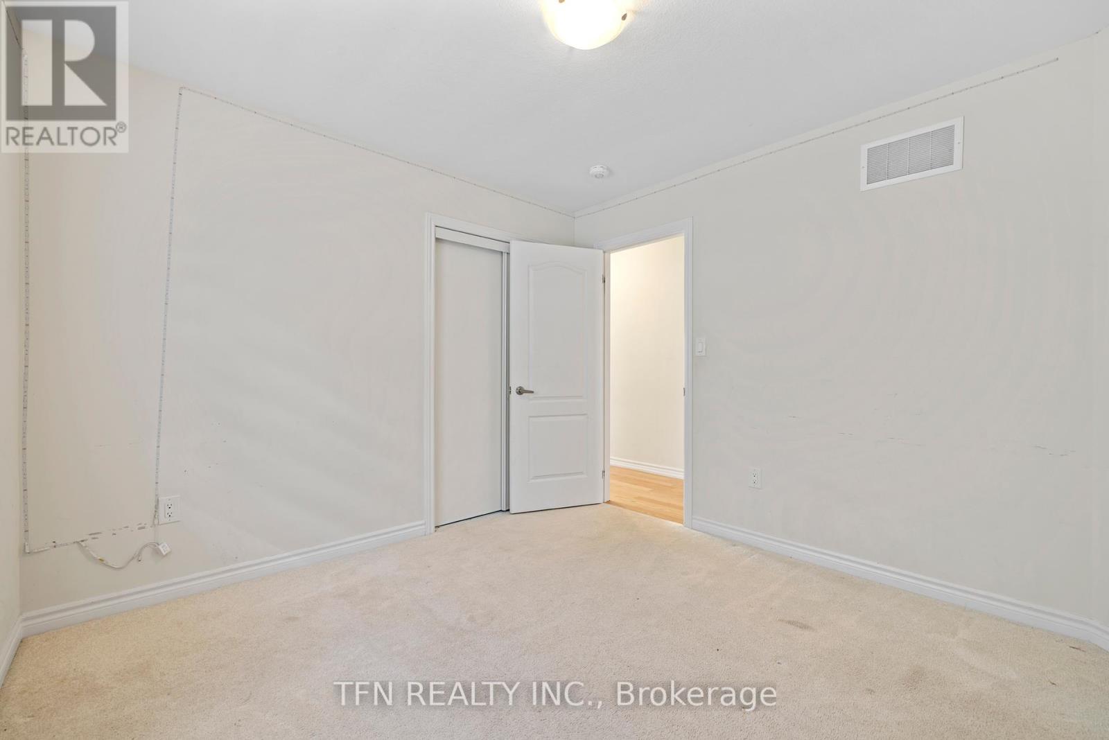 19 Rainbow Drive, Haldimand, Ontario  N3W 0E6 - Photo 29 - X12422415
