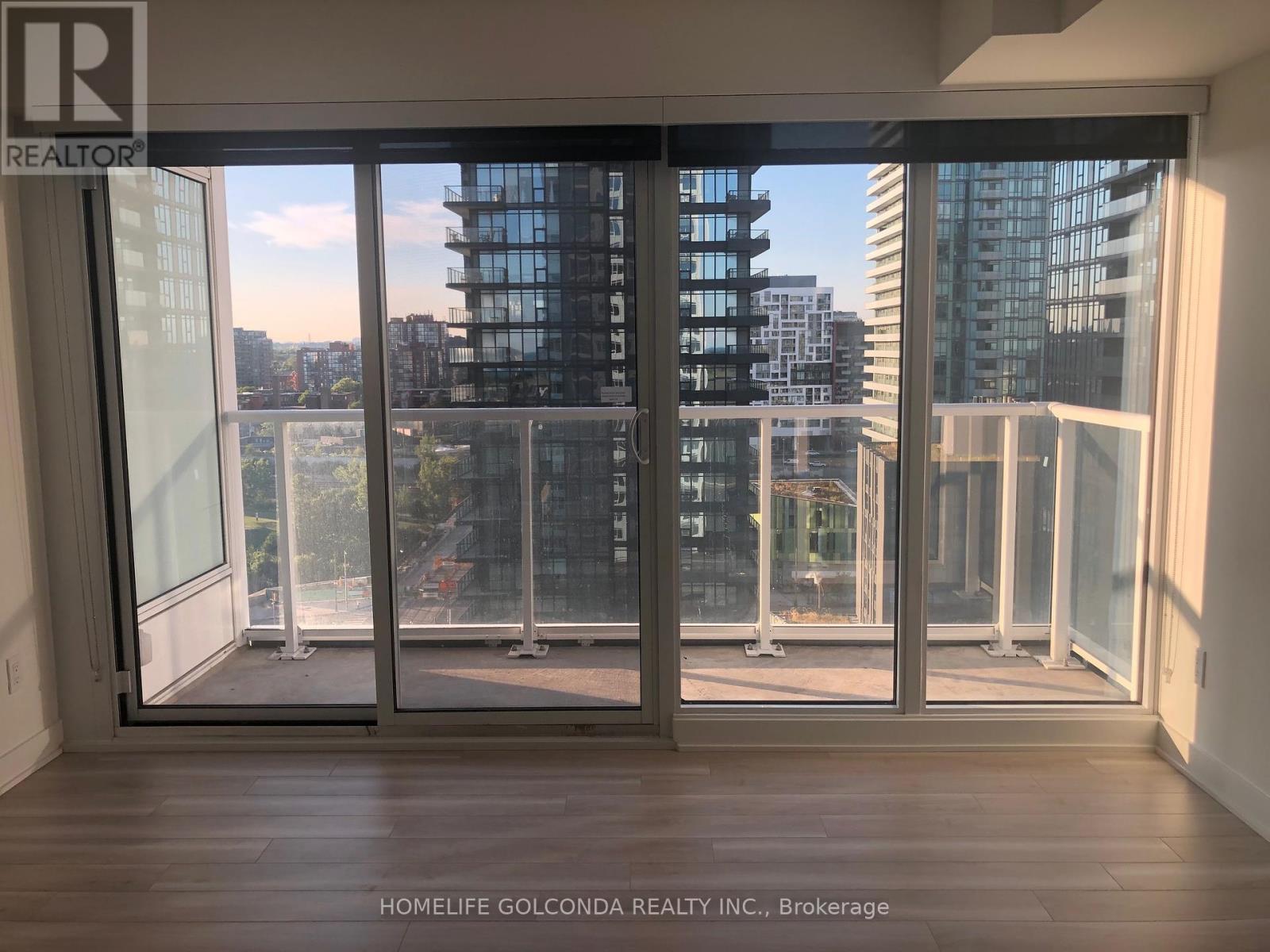 1805 - 19 Bathurst Street, Toronto, Ontario  M5V 0N2 - Photo 1 - C12434818