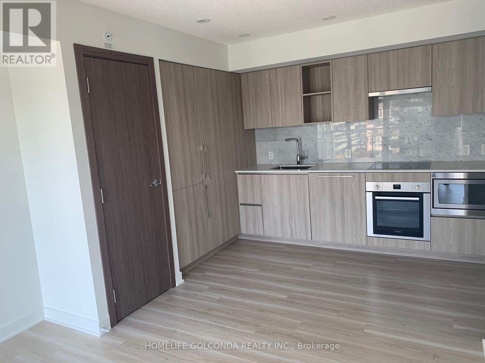 1805 - 19 Bathurst Street, Toronto, Ontario  M5V 0N2 - Photo 3 - C12434818