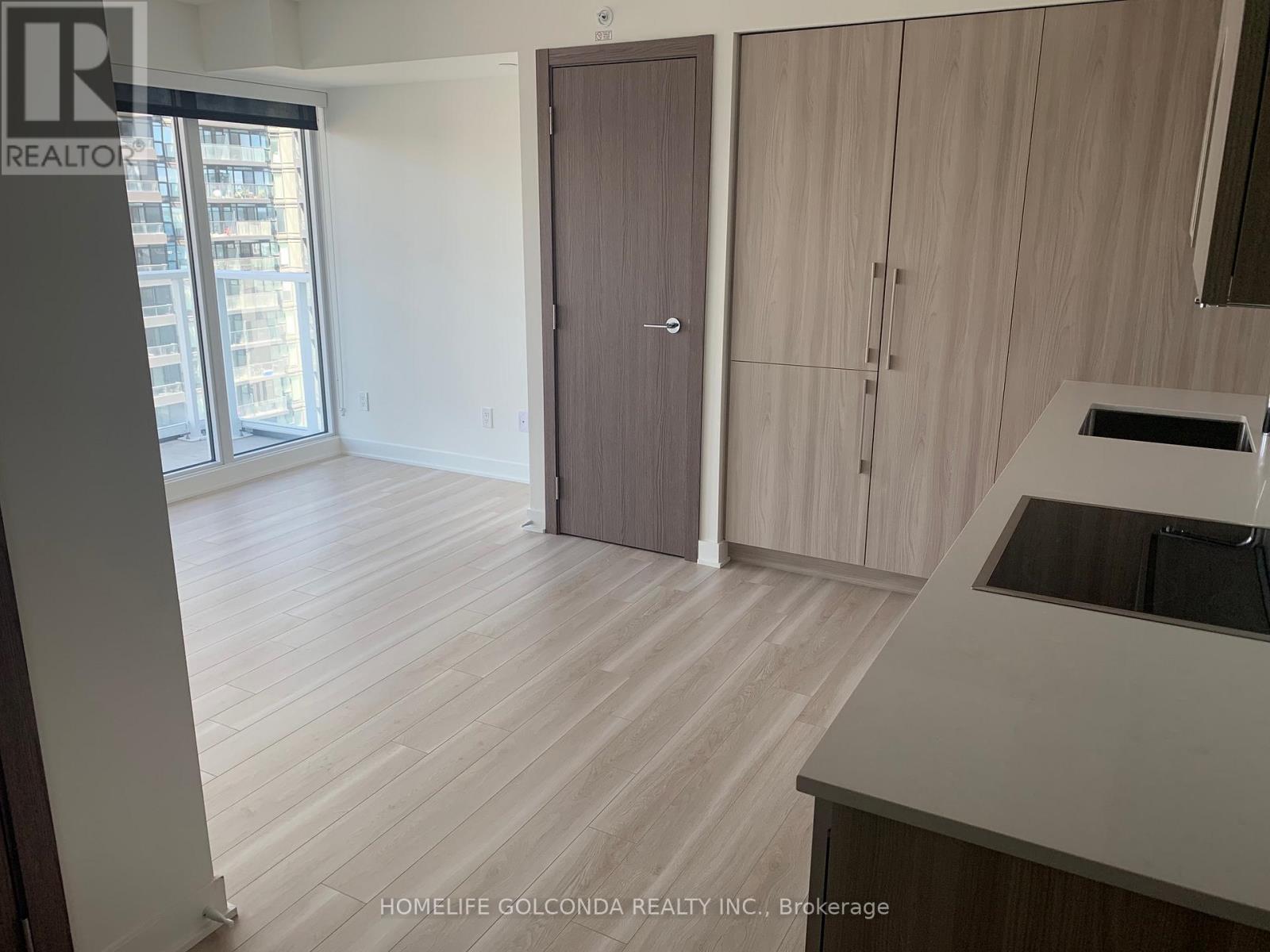 1805 - 19 Bathurst Street, Toronto, Ontario  M5V 0N2 - Photo 4 - C12434818