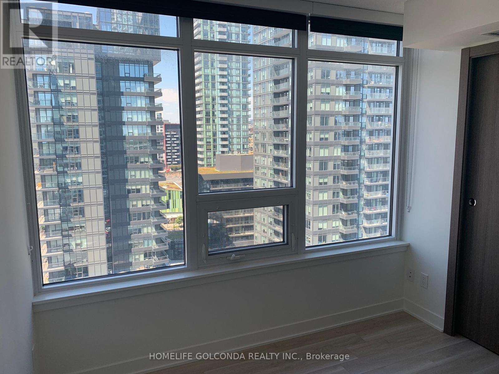 1805 - 19 Bathurst Street, Toronto, Ontario  M5V 0N2 - Photo 7 - C12434818