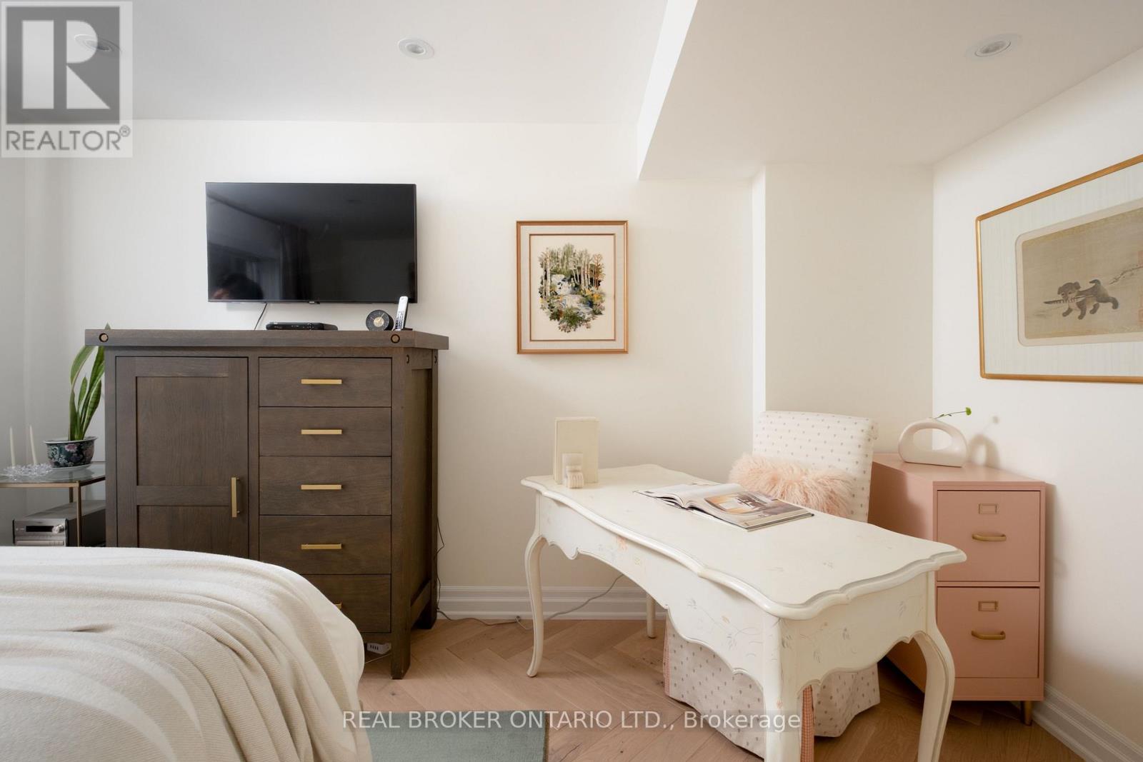 B - 187 Sherwood Avenue, Toronto, Ontario  M4P 2A9 - Photo 14 - C12434880
