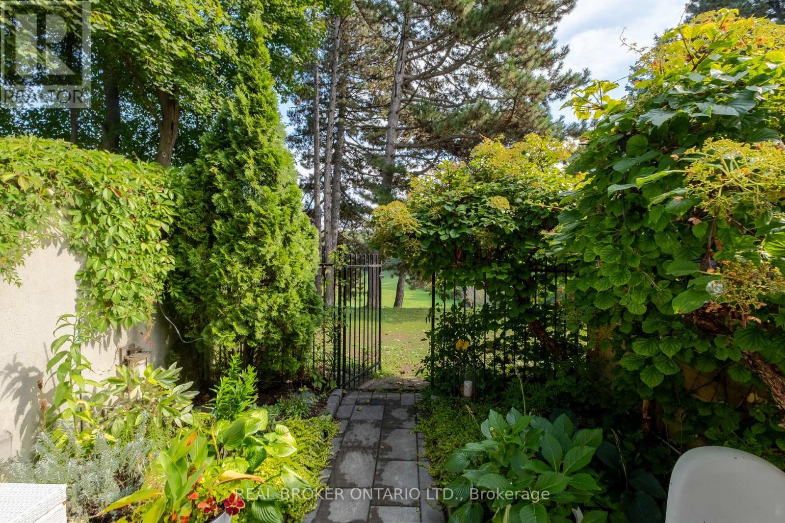 B - 187 Sherwood Avenue, Toronto, Ontario  M4P 2A9 - Photo 17 - C12434880