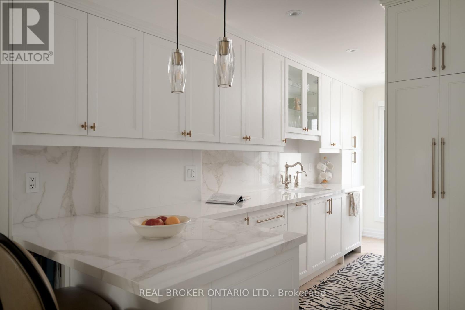 B - 187 Sherwood Avenue, Toronto, Ontario  M4P 2A9 - Photo 6 - C12434880