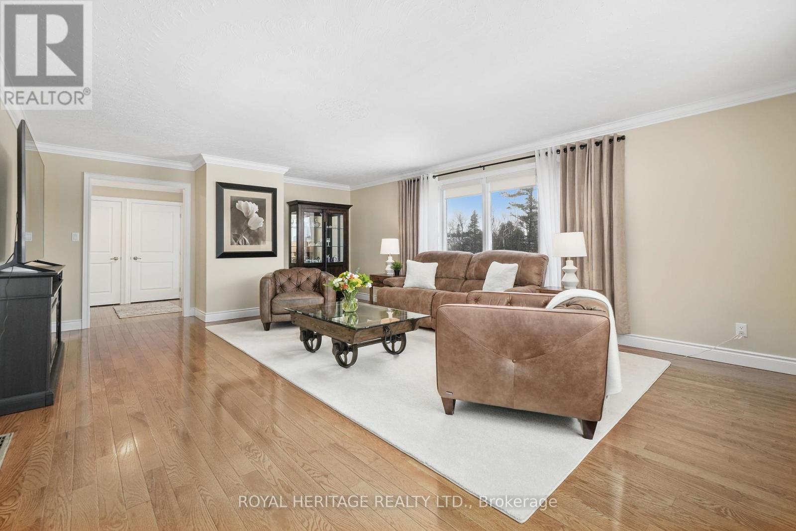 8803 Dale Road, Hamilton Township, Ontario  K9A 4J9 - Photo 12 - X12434978