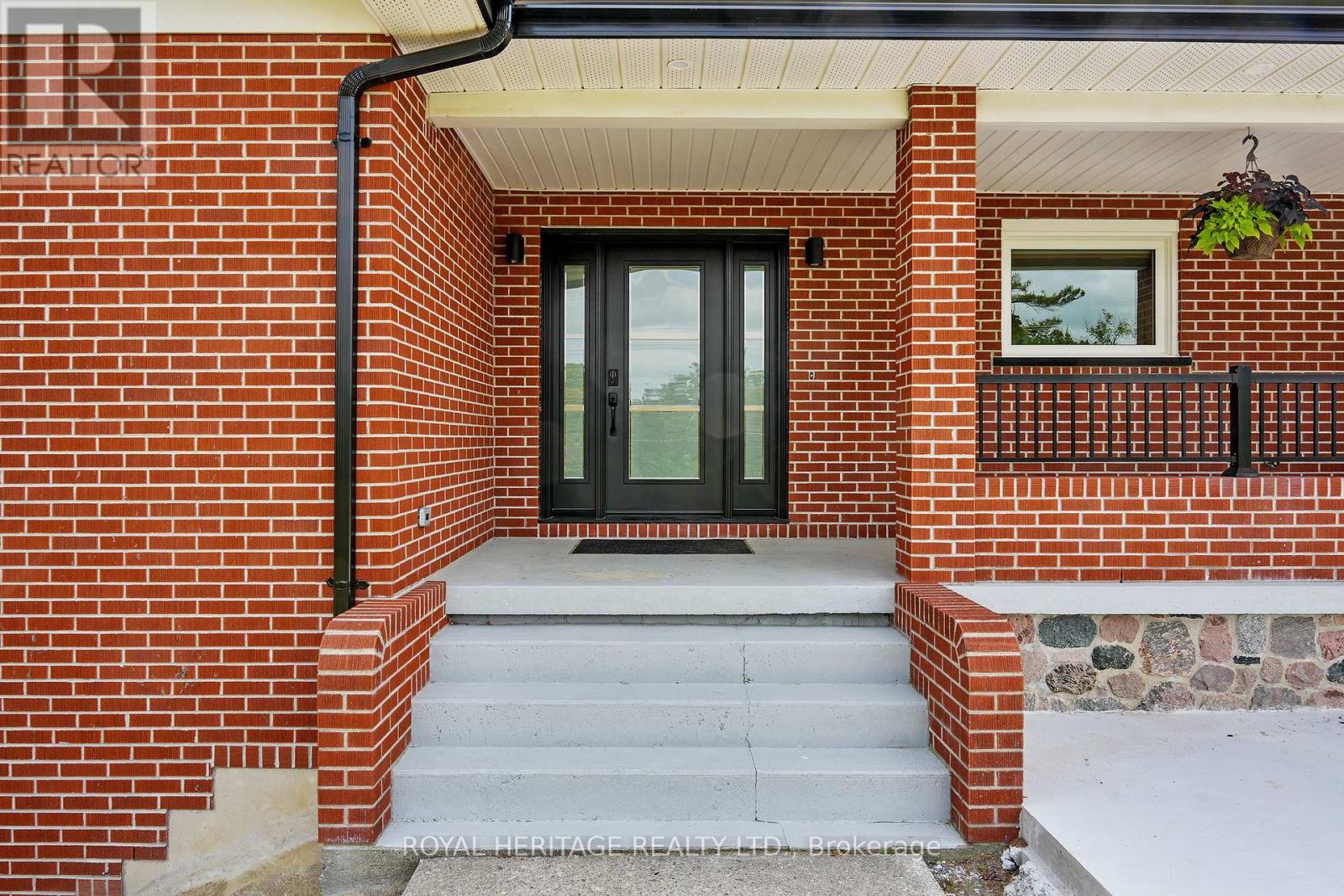 8803 Dale Road, Hamilton Township, Ontario  K9A 4J9 - Photo 5 - X12434978