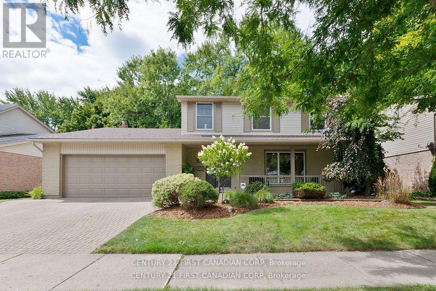 799 Farnham Road, London South, Ontario  N6K 1R6 - Photo 2 - X12434960