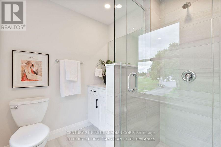 799 Farnham Road, London South, Ontario  N6K 1R6 - Photo 22 - X12434960