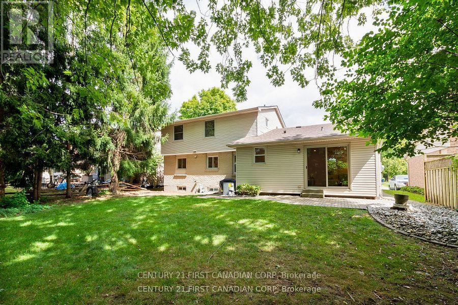 799 Farnham Road, London South, Ontario  N6K 1R6 - Photo 33 - X12434960